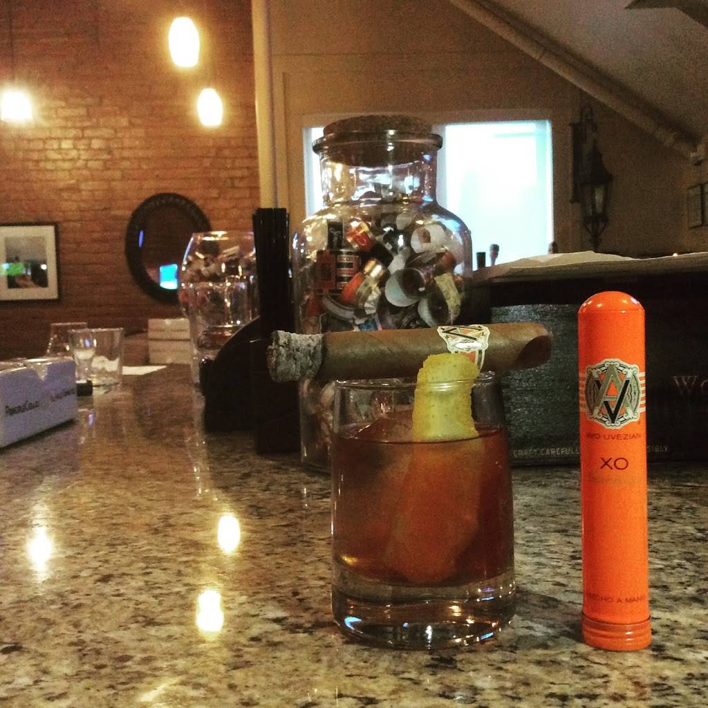 Bar: Cigar Especial | night club | 701 4th Ave S, Nashville, TN 37210, USA | 6159152514 OR +1 615-915-2514