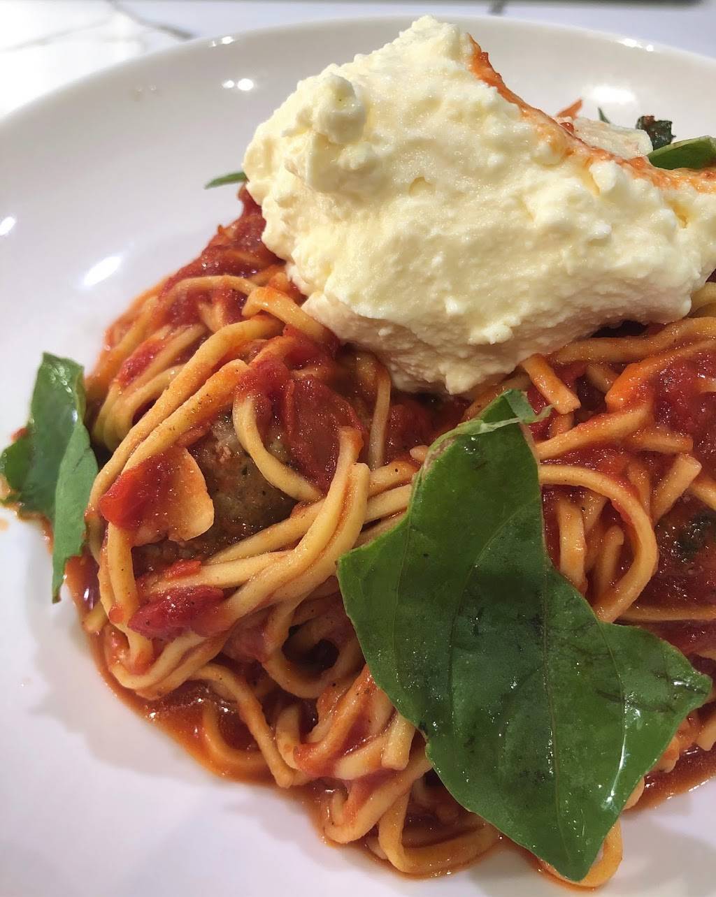 Bar Verona | restaurant | 59145 Van Dyke Ave, Washington, MI 48094, USA | 5864730700 OR +1 586-473-0700