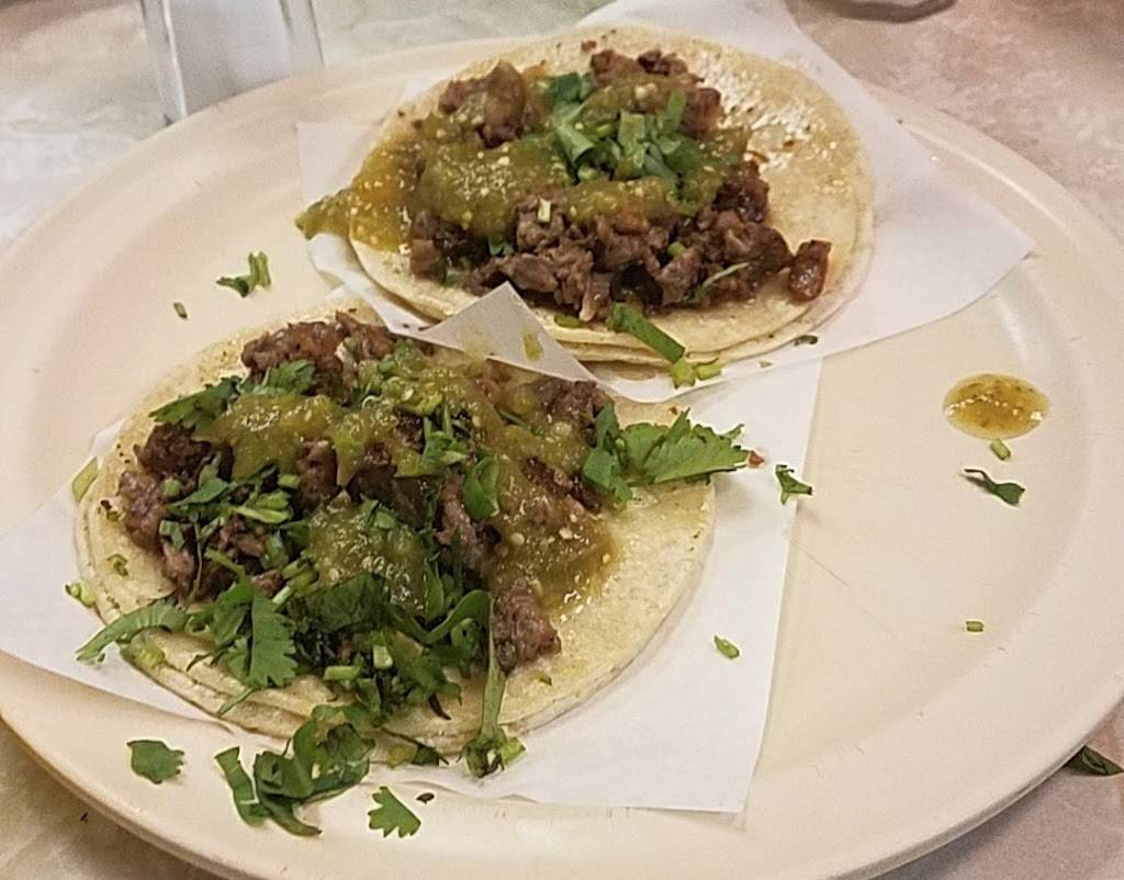 Taqueria Los Comales | restaurant | 2148 N Milwaukee Ave, Chicago, IL 60647, USA | 7732760627 OR +1 773-276-0627