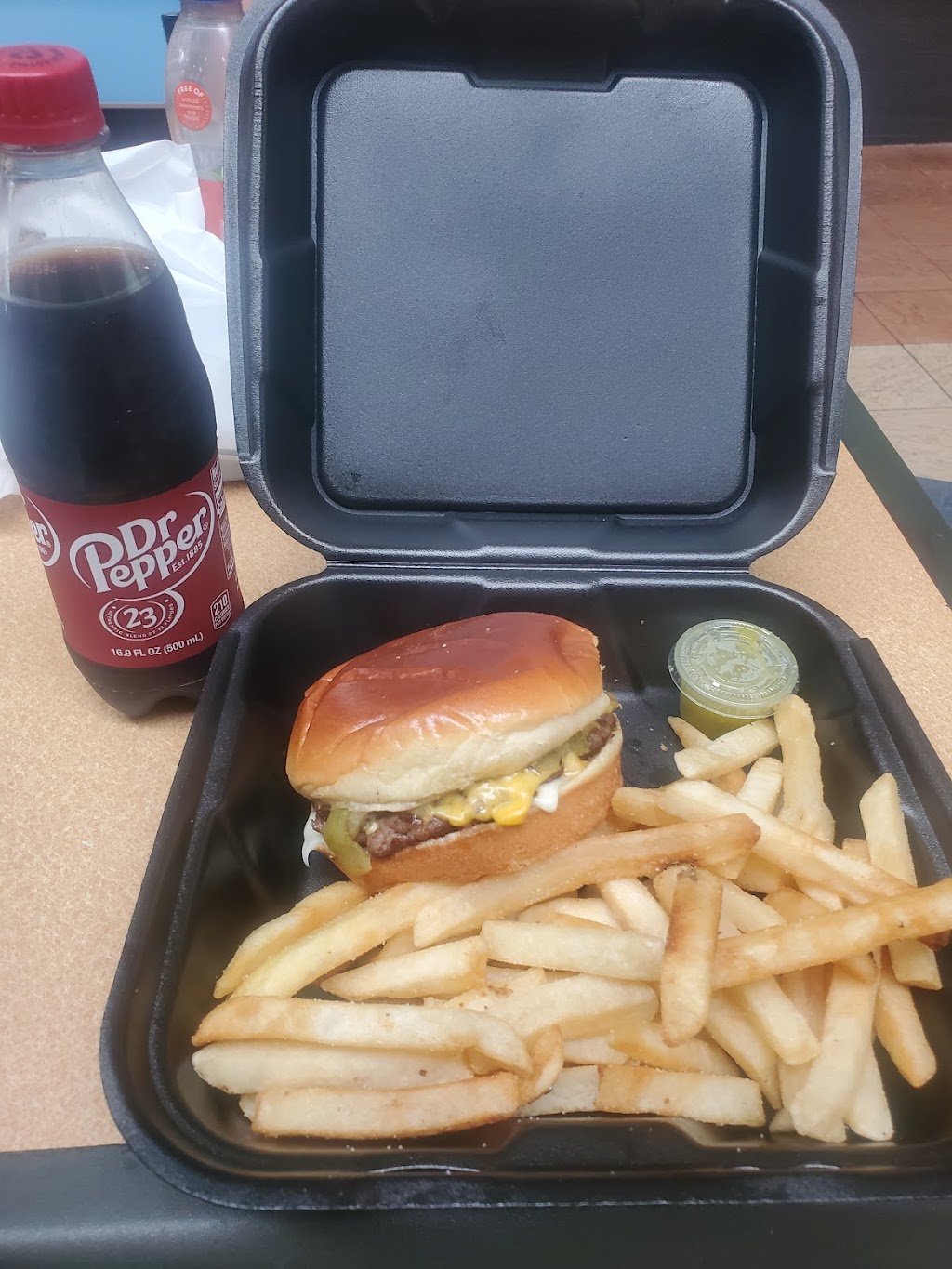 Legend Burger | restaurant | 700 S Telshor Blvd, Las Cruces, NM 88011, USA | 5756507753 OR +1 575-650-7753