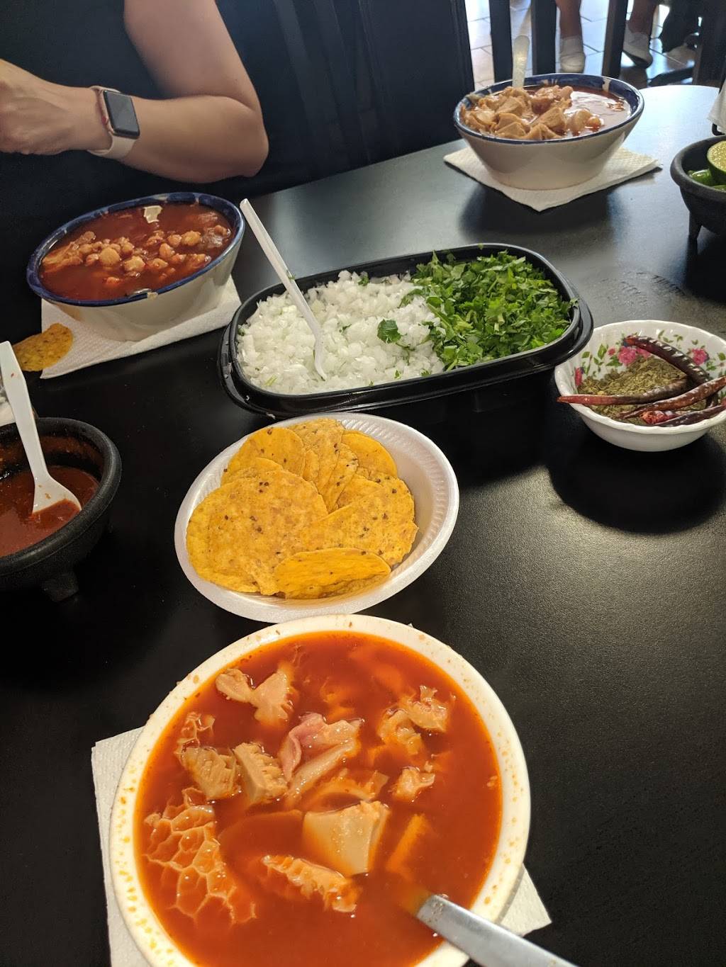 Menuderia la Purísima | restaurant | 5204 S 28th Ave, Omaha, NE 68107, USA | 4027331547 OR +1 402-733-1547