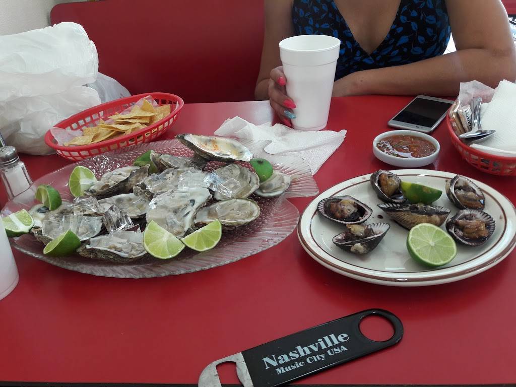 Ostioneria Colima | restaurant | 1465 W 3rd St, Los Angeles, CA 90017, USA | 2134824152 OR +1 213-482-4152