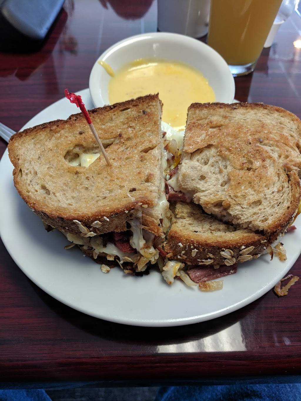 2 Home Cooks | restaurant | 40 Chestnut St, Dover, NH 03820, USA | 6038425463 OR +1 603-842-5463