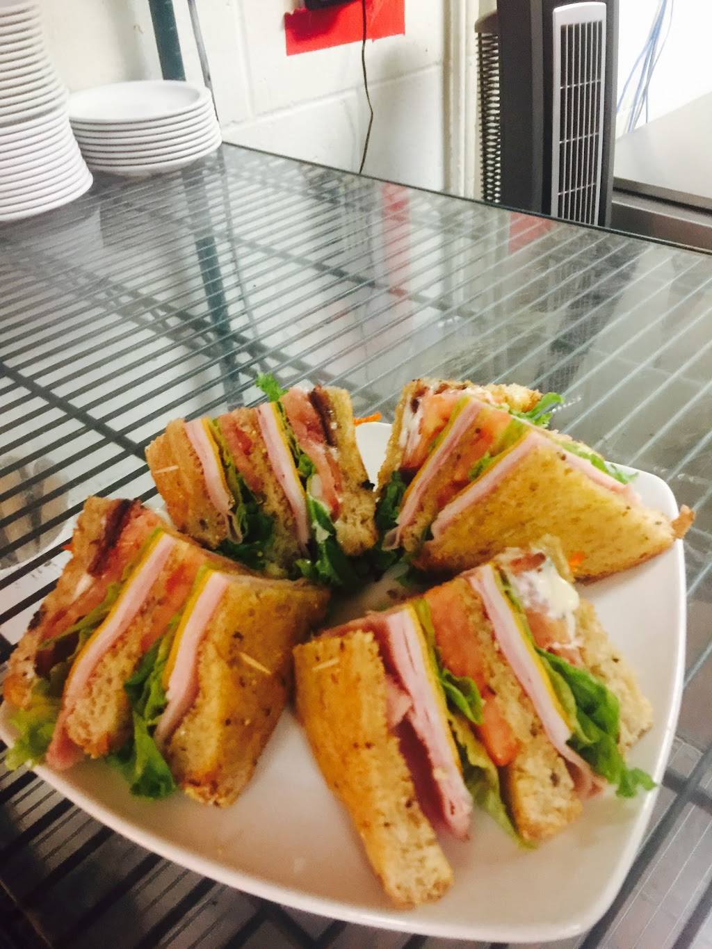 Pappys Place | restaurant | 1643, 1635 US-52, Rochester, MN 55901, USA | 5072584550 OR +1 507-258-4550