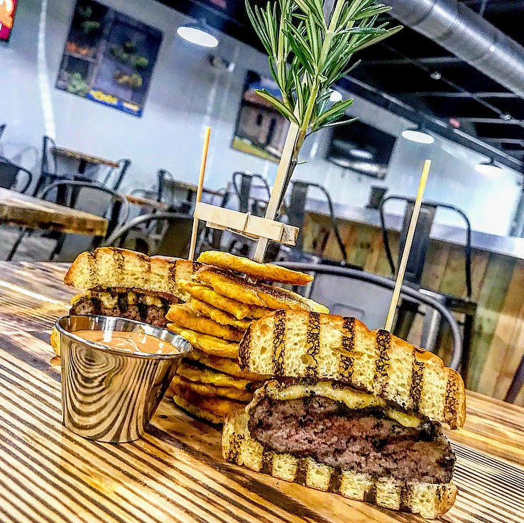 Otro Chin Bar & Grill | restaurant | 18581 NW 27th Ave, Miami Gardens, FL 33056, USA | 3054540850 OR +1 305-454-0850