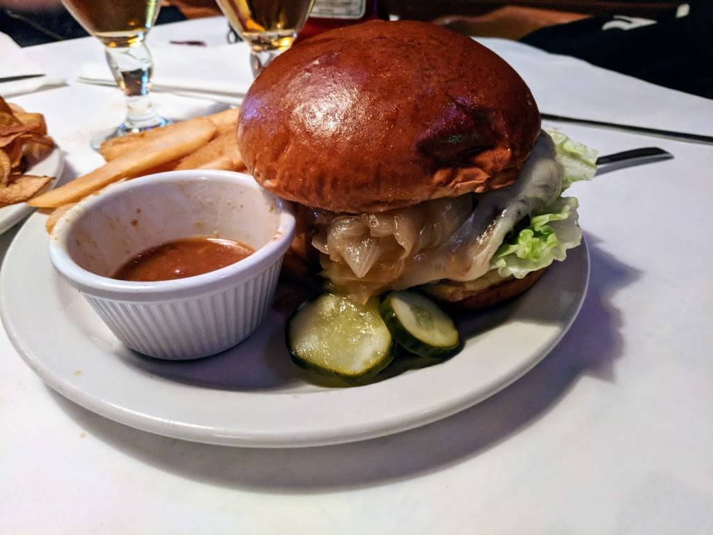 Brandts of Palatine | restaurant | 807 W Northwest Hwy, Palatine, IL 60067, USA | 8474964388 OR +1 847-496-4388