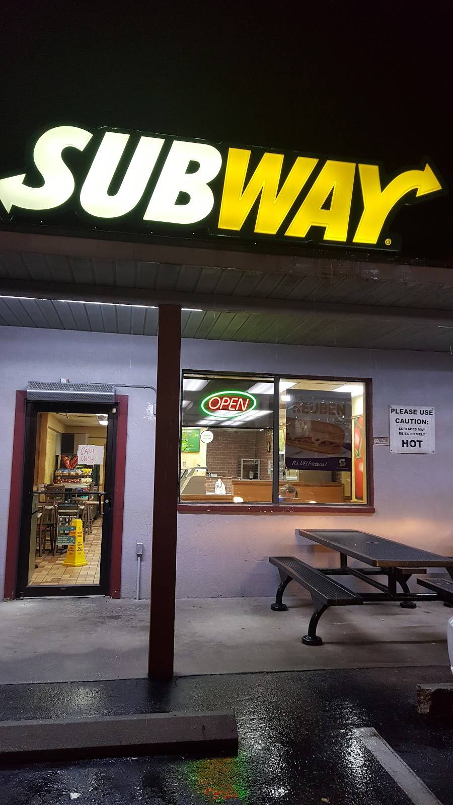 Subway Restaurants | restaurant | 14075 S US Hwy 441, Lake City, FL 32024, USA | 3867557957 OR +1 386-755-7957