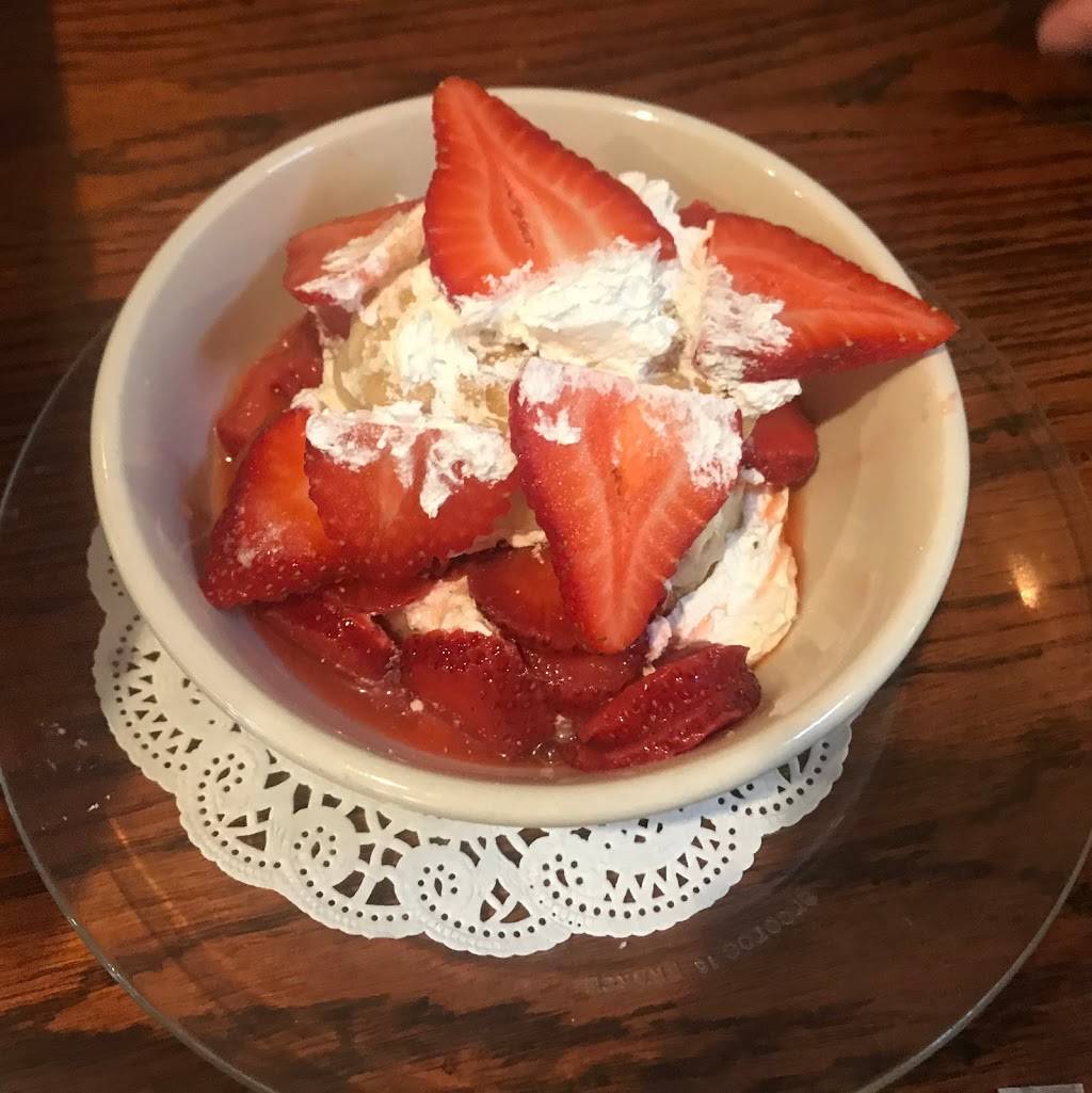 The Brewmasters Tavern | restaurant | 4 Main St, Williamsburg, MA 01096, USA | 4132687741 OR +1 413-268-7741