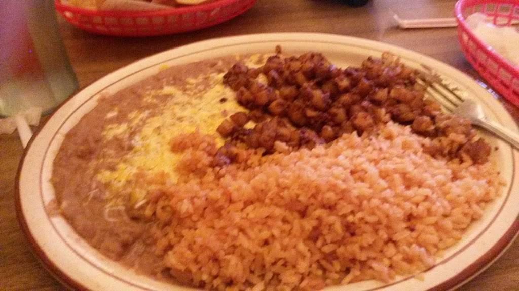 Fountain Springs El Tapatio | restaurant | 29115 Ave 56, Porterville, CA 93257, USA | 5595345827 OR +1 559-534-5827