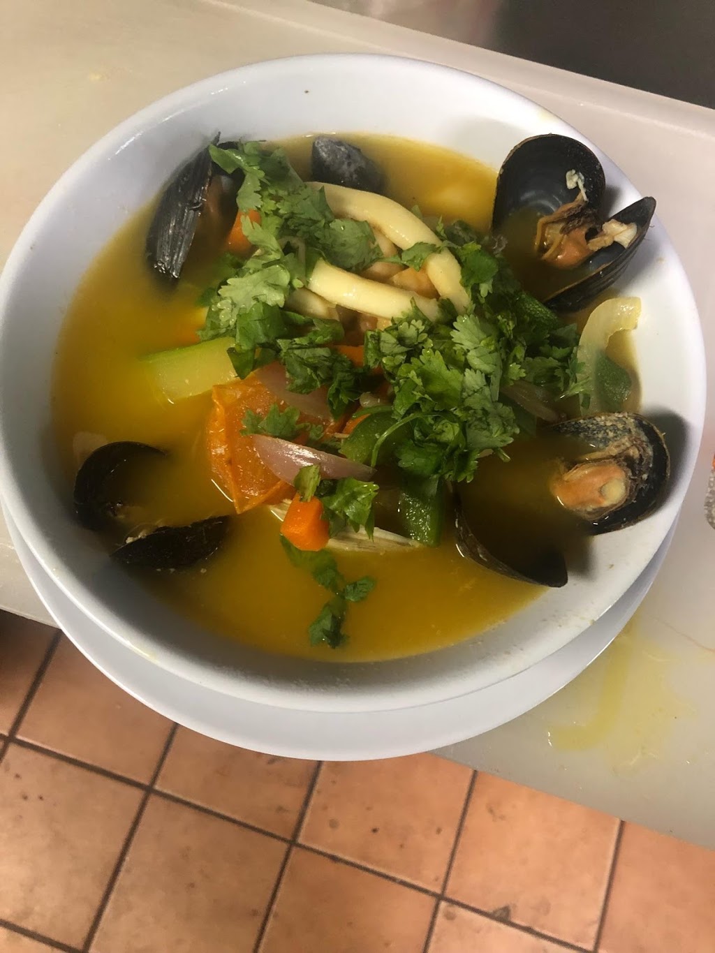 La Bahia | restaurant | 3201 Mt Pleasant St NW, Washington, DC 20010, USA | 2023872159 OR +1 202-387-2159