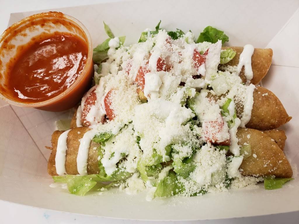 Sofrito | restaurant | 410 Four Seasons Town Centre, Greensboro, NC 27427, USA | 3366173428 OR +1 336-617-3428