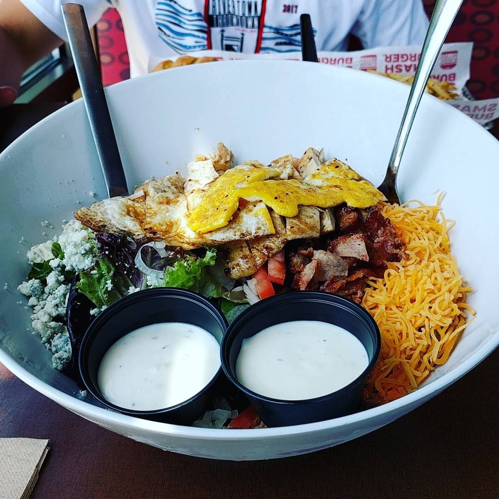 Smashburger | restaurant | 7598 Cox Ln, West Chester Township, OH 45069, USA | 5138474840 OR +1 513-847-4840