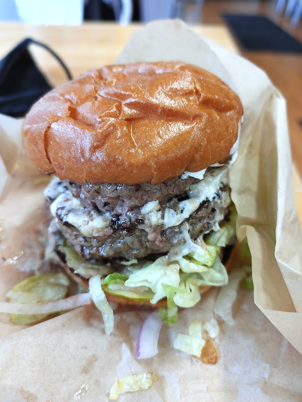 Little Big Burger - South Waterfront | restaurant | 3704 S Bond Ave, Portland, OR 97239, USA | 5032658021 OR +1 503-265-8021