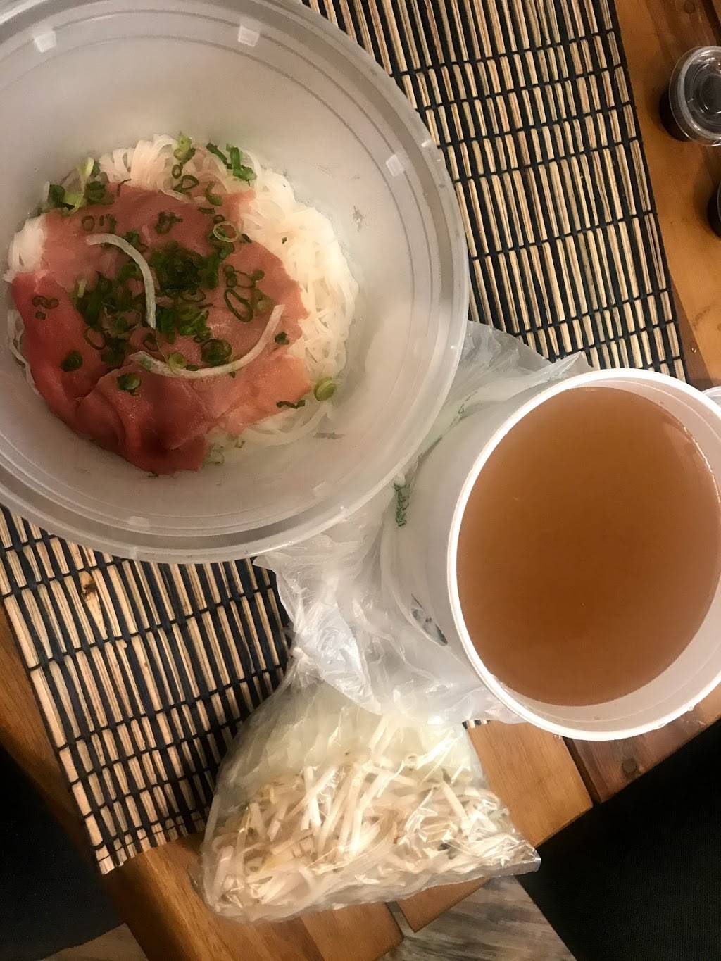 CaliPHOnia | restaurant | 425 S Western Ave suite b, Los Angeles, CA 90020, USA | 2135683027 OR +1 213-568-3027