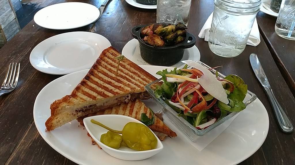 Sovana Bistro | restaurant | 696 Unionville Rd, Kennett Square, PA 19348, USA | 6104445600 OR +1 610-444-5600