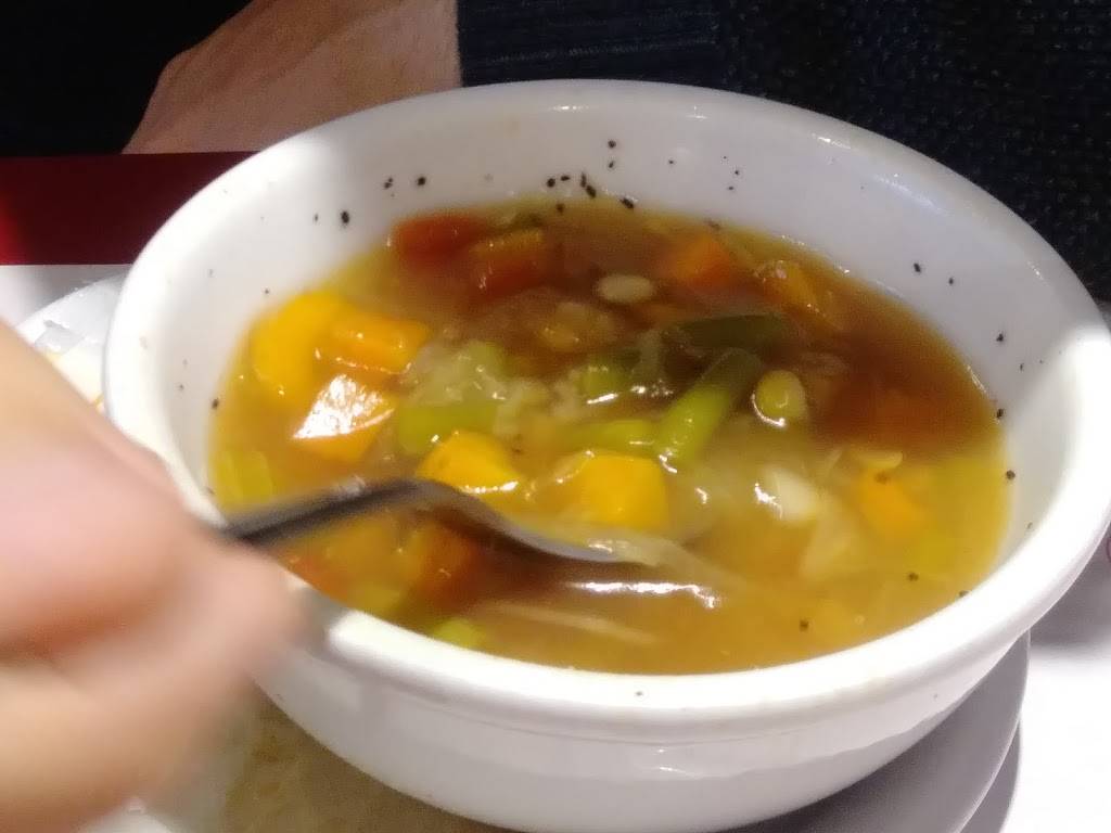 Resto-Cantine La B.A. | restaurant | 6072 Rue Principale, Saint-Félix-de-Kingsey, QC J0B 2T0, Canada | 8198481444 OR +1 819-848-1444