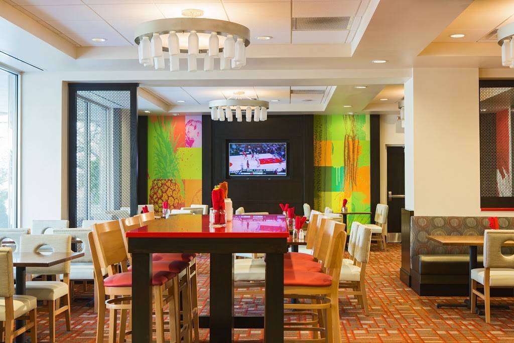 Fresh Kitchen | restaurant | 2650 Richmond Hwy, Arlington, VA 22202, USA | 7038421240 OR +1 703-842-1240