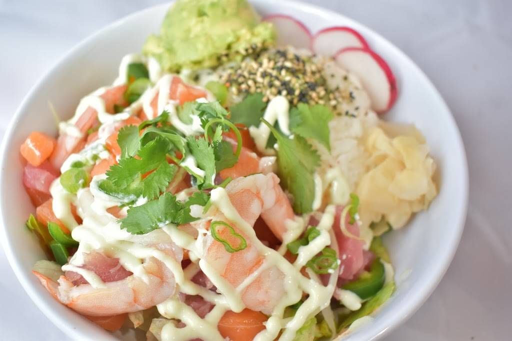 Yuzu Sushi Burritos & Poke Bowls Bubble Tea | restaurant | 32832 Woodward Ave, Royal Oak, MI 48073, USA | 2485565444 OR +1 248-556-5444