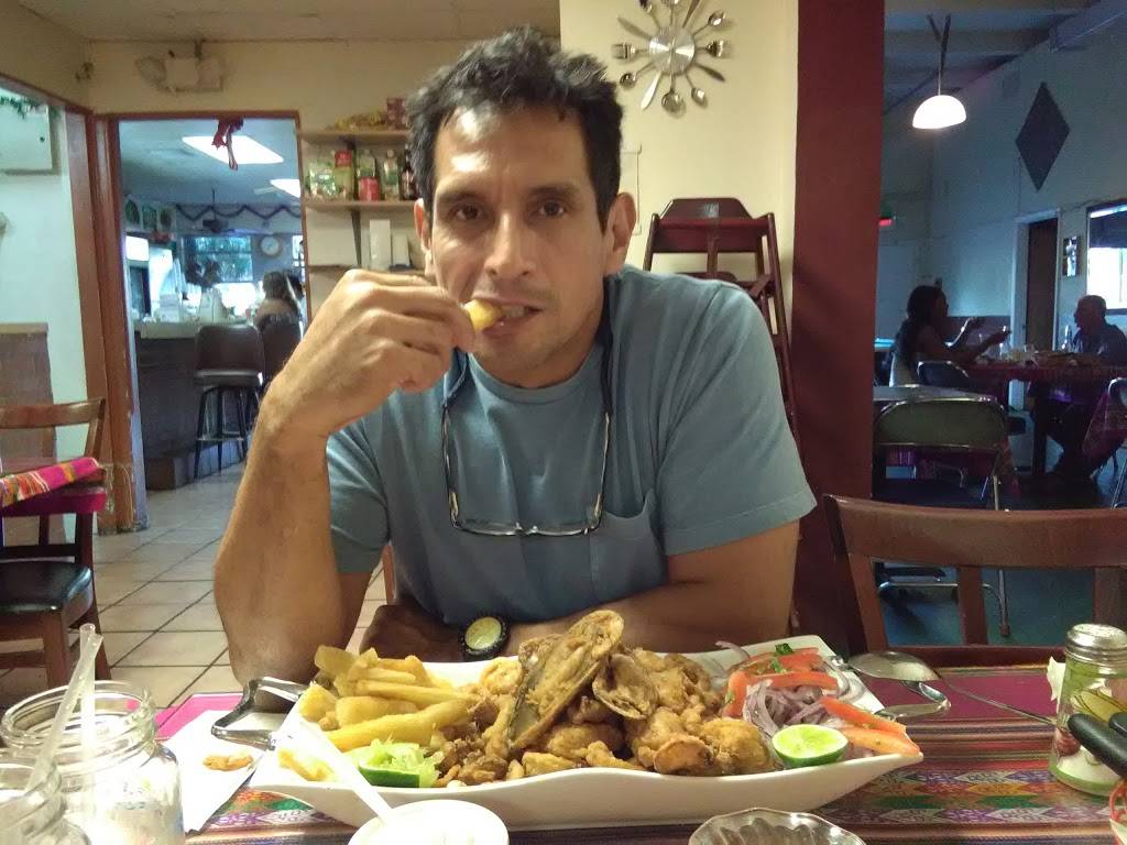 Ranchito Mi Peru 2 | restaurant | 2102 NW 22nd Ct, Miami, FL 33142, USA | 3056356030 OR +1 305-635-6030