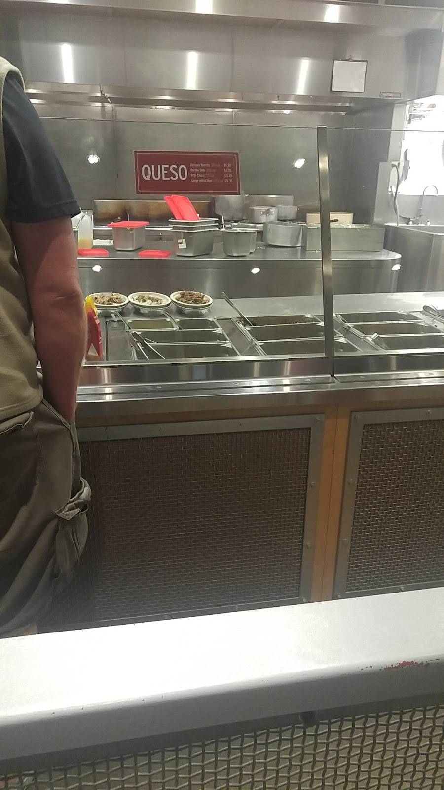 Chipotle Mexican Grill | restaurant | 704 NE Weidler St, Portland, OR 97232, USA | 5032878242 OR +1 503-287-8242