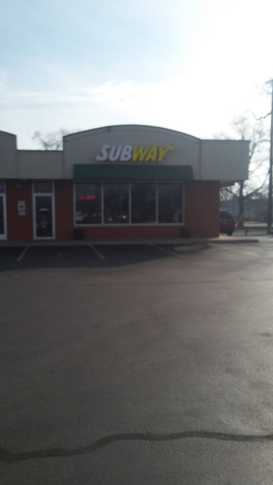 Subway Restaurants | restaurant | 17749 Torrence Ave, Lansing, IL 60438, USA | 7084741058 OR +1 708-474-1058