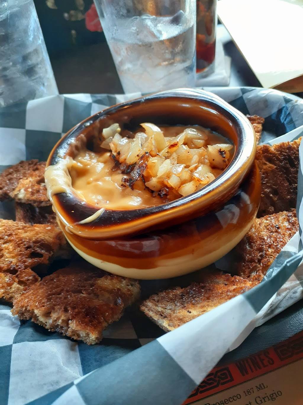 McArthurs Irish Pub | restaurant | 9246 4th St N, St. Petersburg, FL 33702, USA | 7279147474 OR +1 727-914-7474