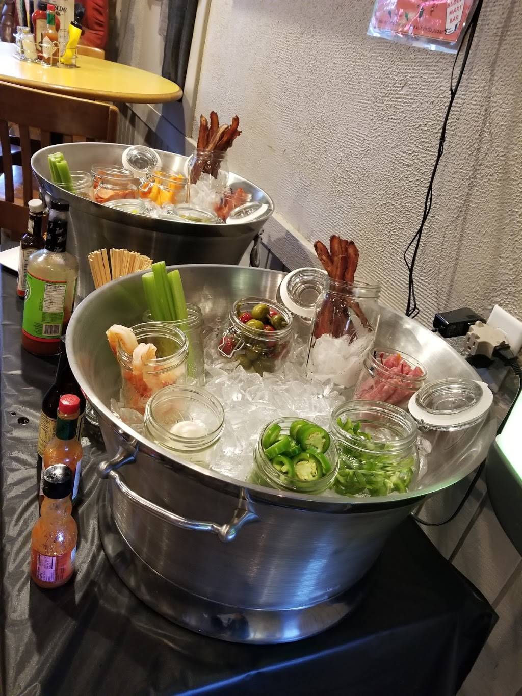 The Wooden Nickel II | restaurant | 1029 Jackson St, Dansville, MI 48819, USA | 5176236960 OR +1 517-623-6960