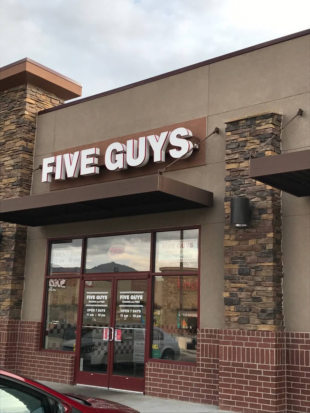 Five Guys | meal takeaway | 6550 Paseo Del Norte Blvd NE, Albuquerque, NM 87113, USA | 5057974600 OR +1 505-797-4600