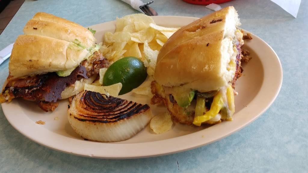 Tortas El Tri | restaurant | 2837 N 75th Ave #6, Phoenix, AZ 85035, USA | 6238464139 OR +1 623-846-4139