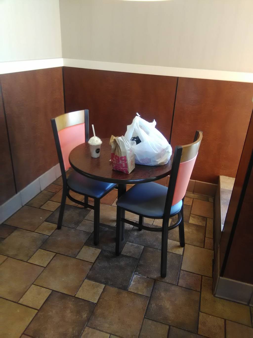 McDonalds | cafe | 10945 Allen Rd, Allen Park, MI 48101, USA | 3133869401 OR +1 313-386-9401