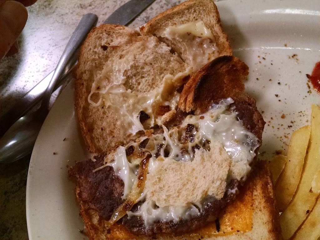 Charlies Restaurant | restaurant | 12407 Airport Hwy, Swanton, OH 43558, USA | 4198252076 OR +1 419-825-2076