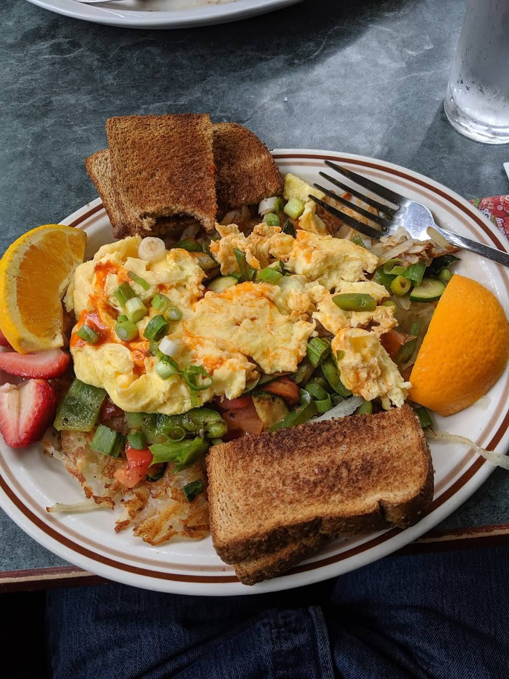 Costas Restaurant | restaurant | 4559 The Ave, Seattle, WA 98105, USA | 2066332751 OR +1 206-633-2751