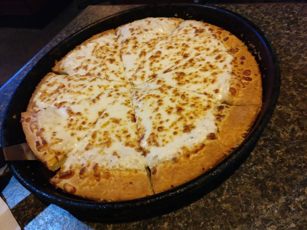 Pizza Hut | restaurant | 250 S Pete Ellis Dr, Bloomington, IN 47408, USA | 8123341662 OR +1 812-334-1662