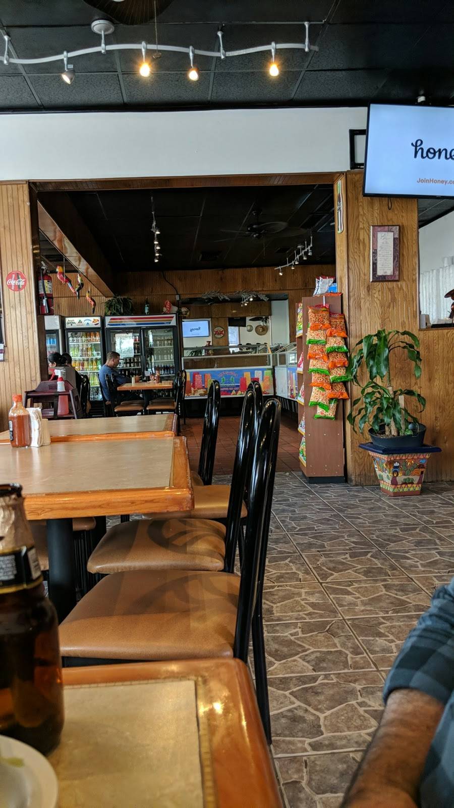 Tortilleria La Mexicana | restaurant | 701 E Hinson Ave, Haines City, FL 33844, USA | 8634221227 OR +1 863-422-1227