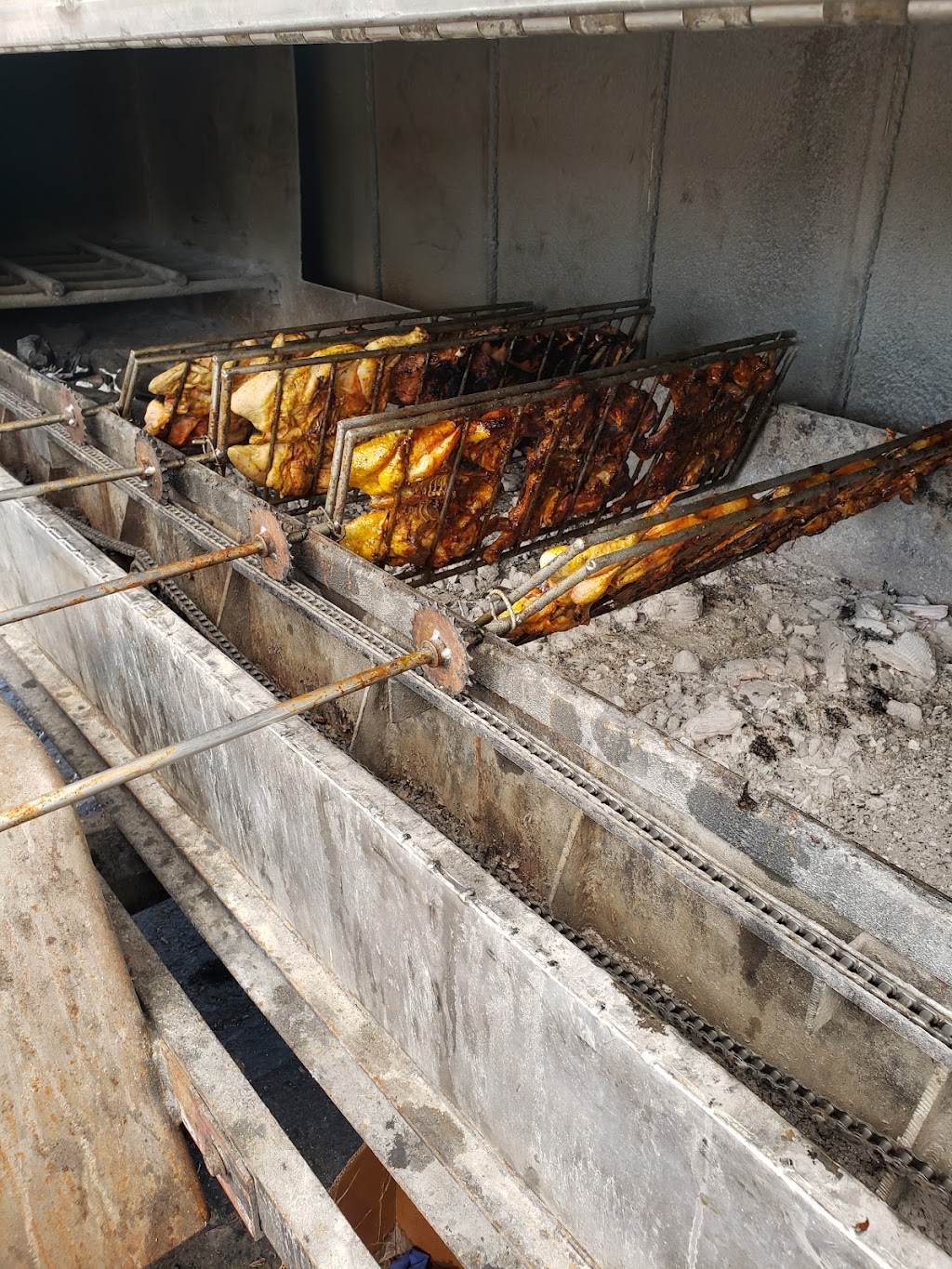 El Mas Caboron | restaurant | Muscupiabe, San Bernardino, CA 92405, USA | 9094429626 OR +1 909-442-9626