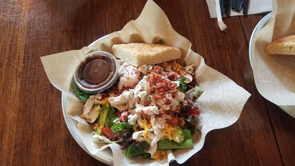 Urbane Cafe | meal takeaway | 5375 Napa St, San Diego, CA 92110, USA | 6195439700 OR +1 619-543-9700