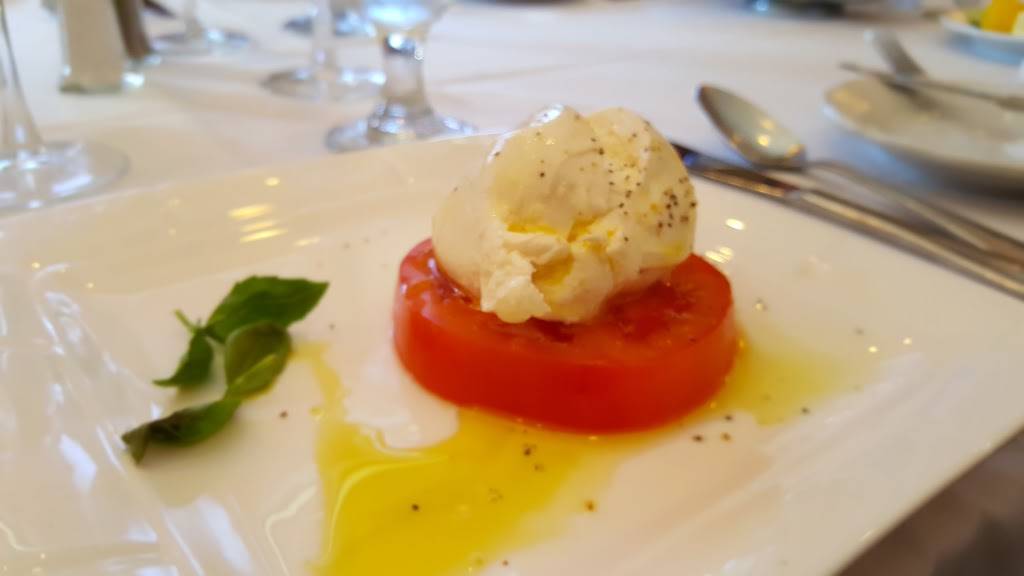 Galleria Ristorante | restaurant | 238 Post Ave, Westbury, NY 11590, USA | 5169977373 OR +1 516-997-7373