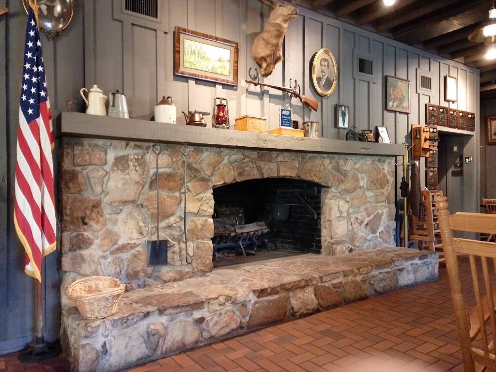 Cracker Barrel Old Country Store | restaurant | 716 N Campbell Station Rd, Knoxville, TN 37934, USA | 8656751446 OR +1 865-675-1446