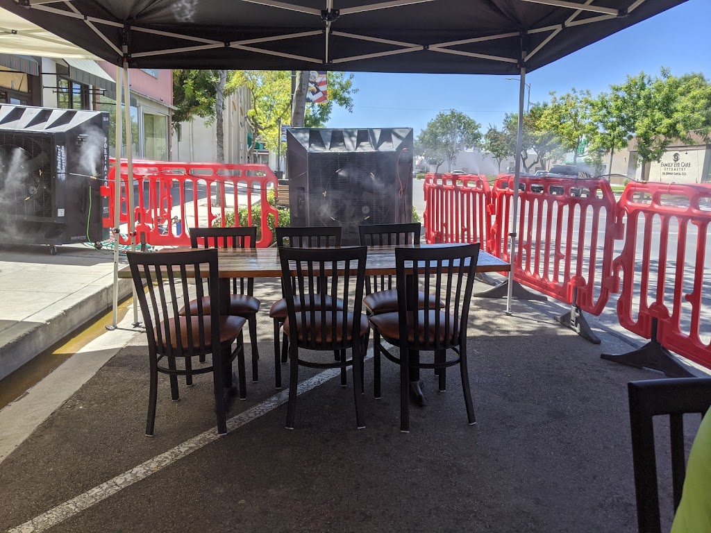 Lake Bottom Brewery & Distillery | restaurant | 1017 Whitley Ave, Corcoran, CA 93212, USA | 5597627377 OR +1 559-762-7377