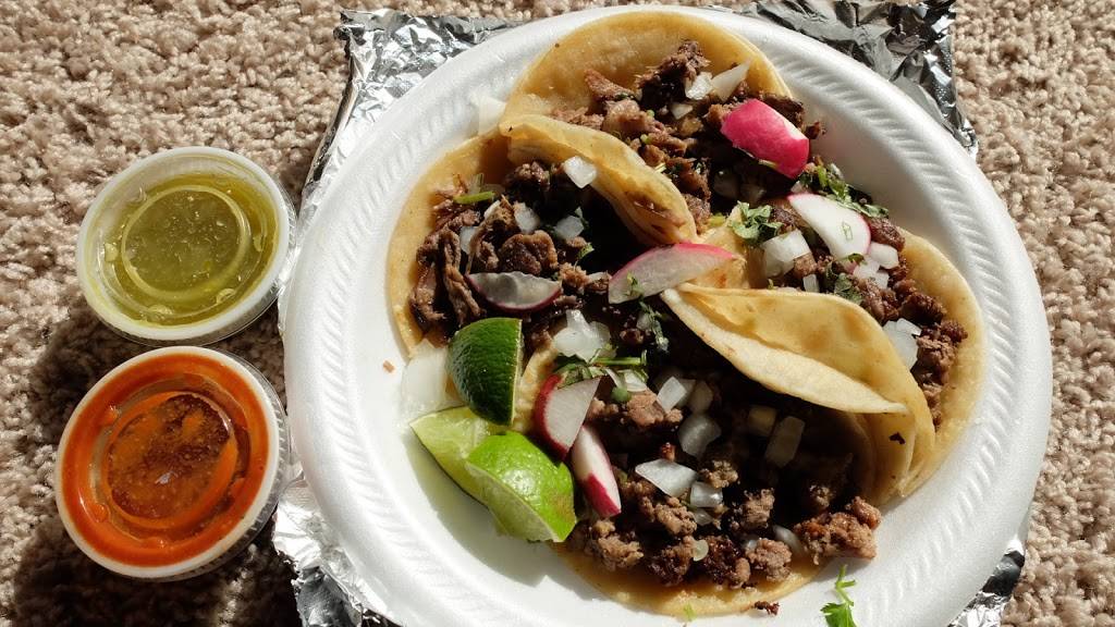 Rosaris Kitchen | restaurant | 630 N 27th St, Lincoln, NE 68503, USA | 4028903766 OR +1 402-890-3766