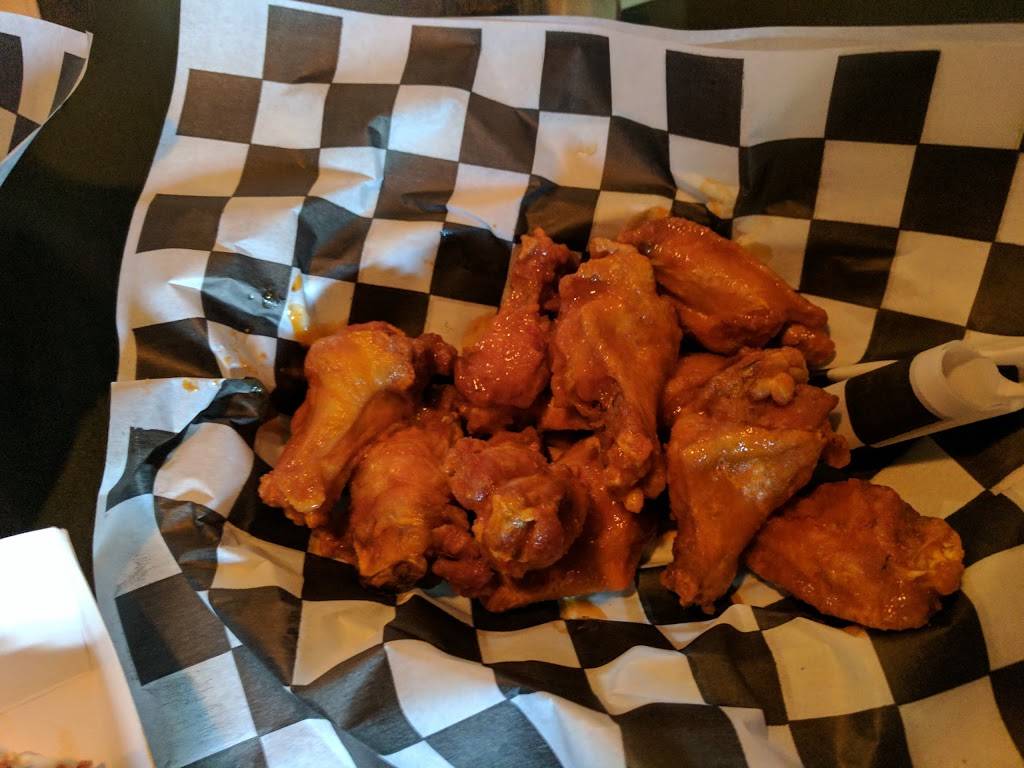 Fatty McGees | restaurant | 138 Connetquot Ave, East Islip, NY 11730, USA | 6315819868 OR +1 631-581-9868