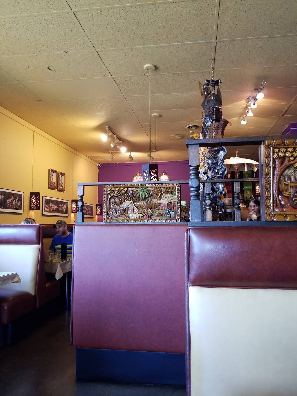 Thai Siam Restaurant | restaurant | 8305 15th Ave NW, Seattle, WA 98117, USA | 2067833668 OR +1 206-783-3668