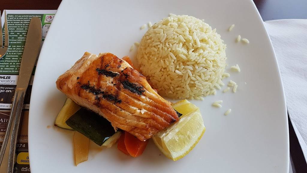 Miss Hawkesbury | restaurant | 254 Main St W, Hawkesbury, ON K6A 2L8, Canada | 6136324473 OR +1 613-632-4473