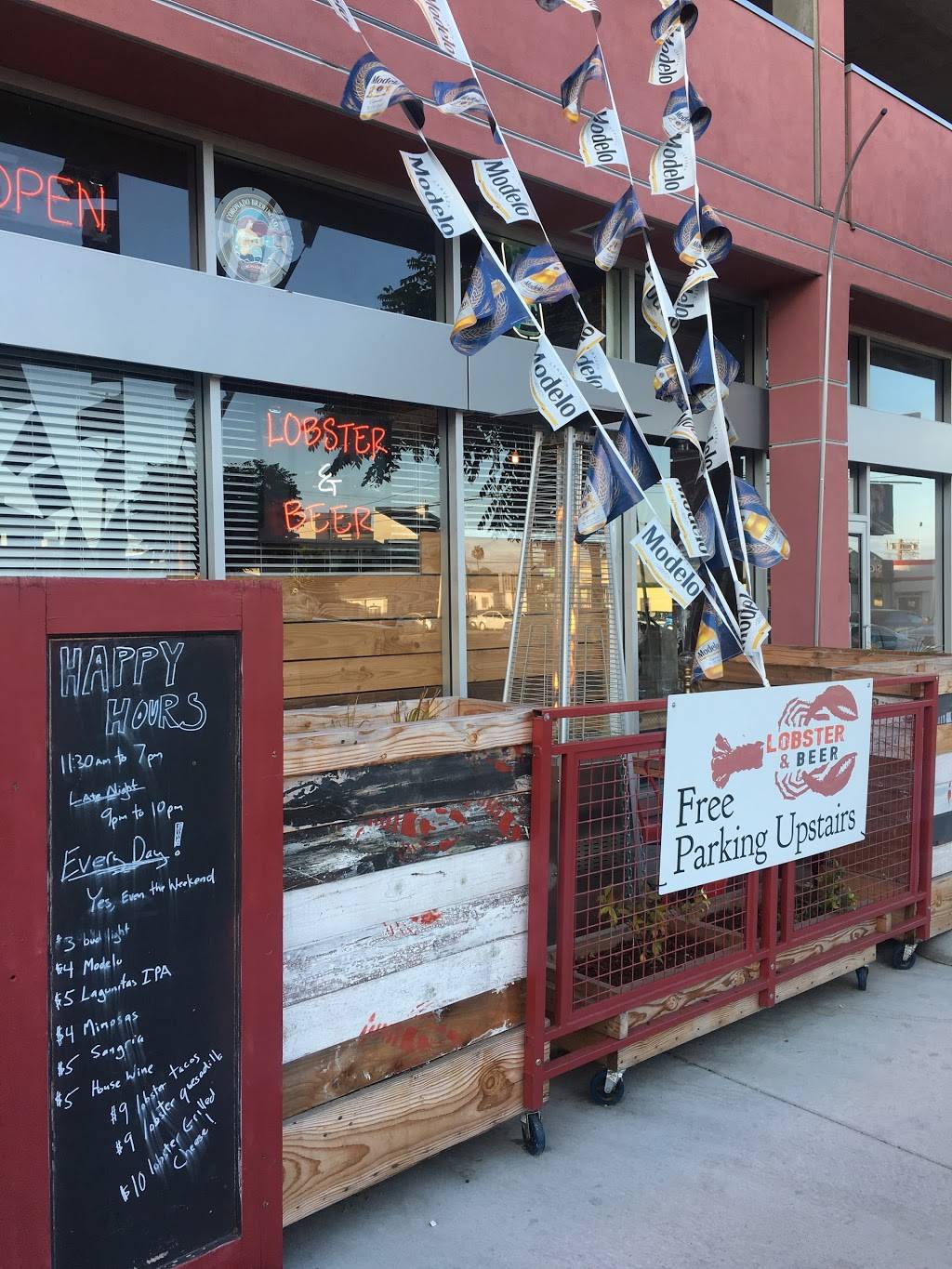 Lobster & Beer | restaurant | 3456 Motor Ave #101, Los Angeles, CA 90034, USA | 4242988106 OR +1 424-298-8106