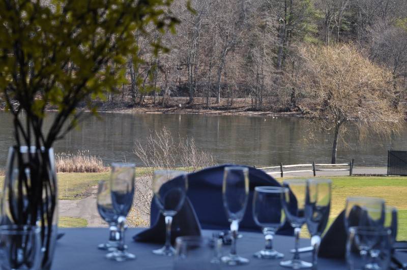 Spring Lake Golf Club | restaurant | 30 E Bartlett Rd, Middle Island, NY 11953, USA | 6319245115 OR +1 631-924-5115