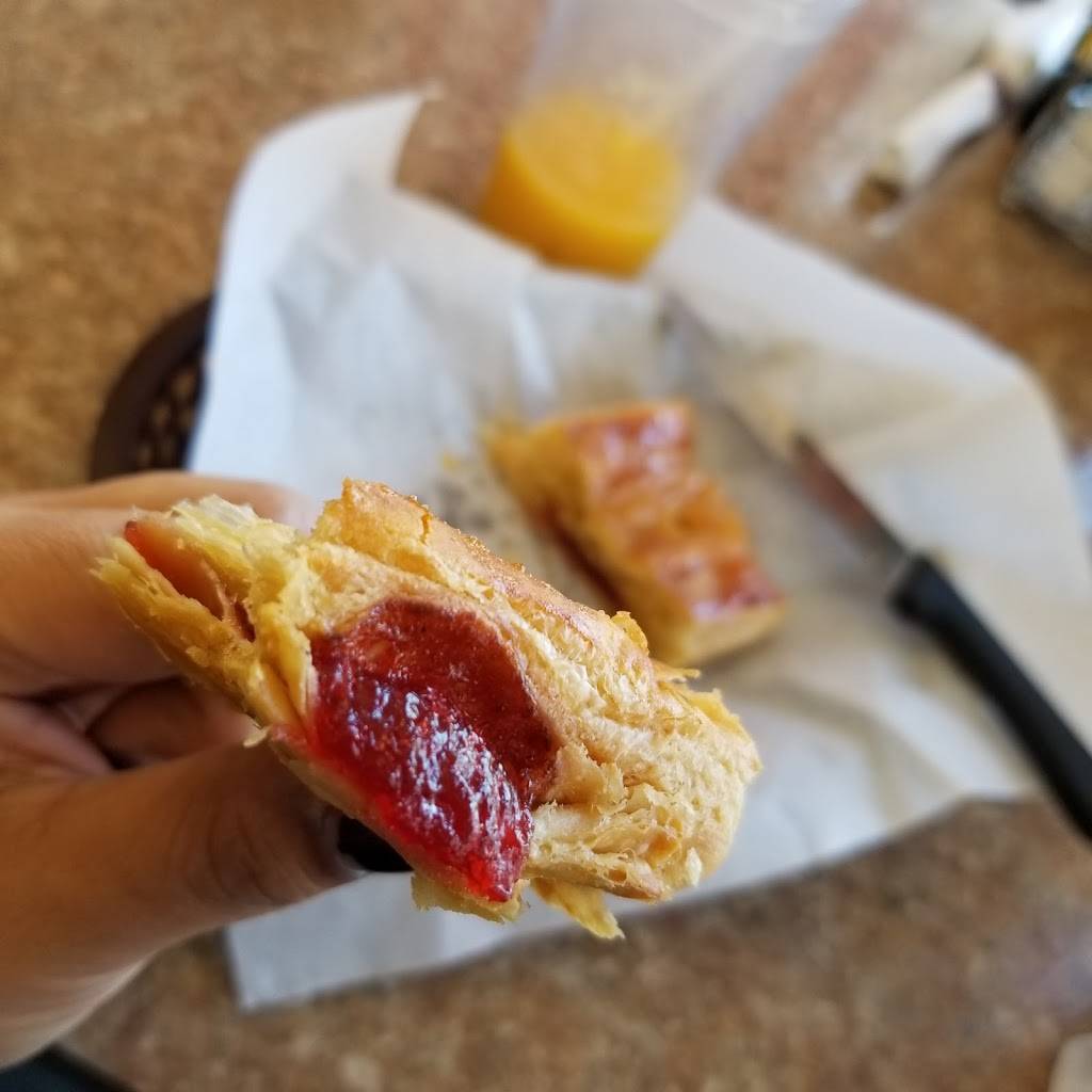 Reys Cuban Cafe | restaurant | 7800 S US Hwy 17 92 #194, Casselberry, FL 32730, USA | 4072602434 OR +1 407-260-2434