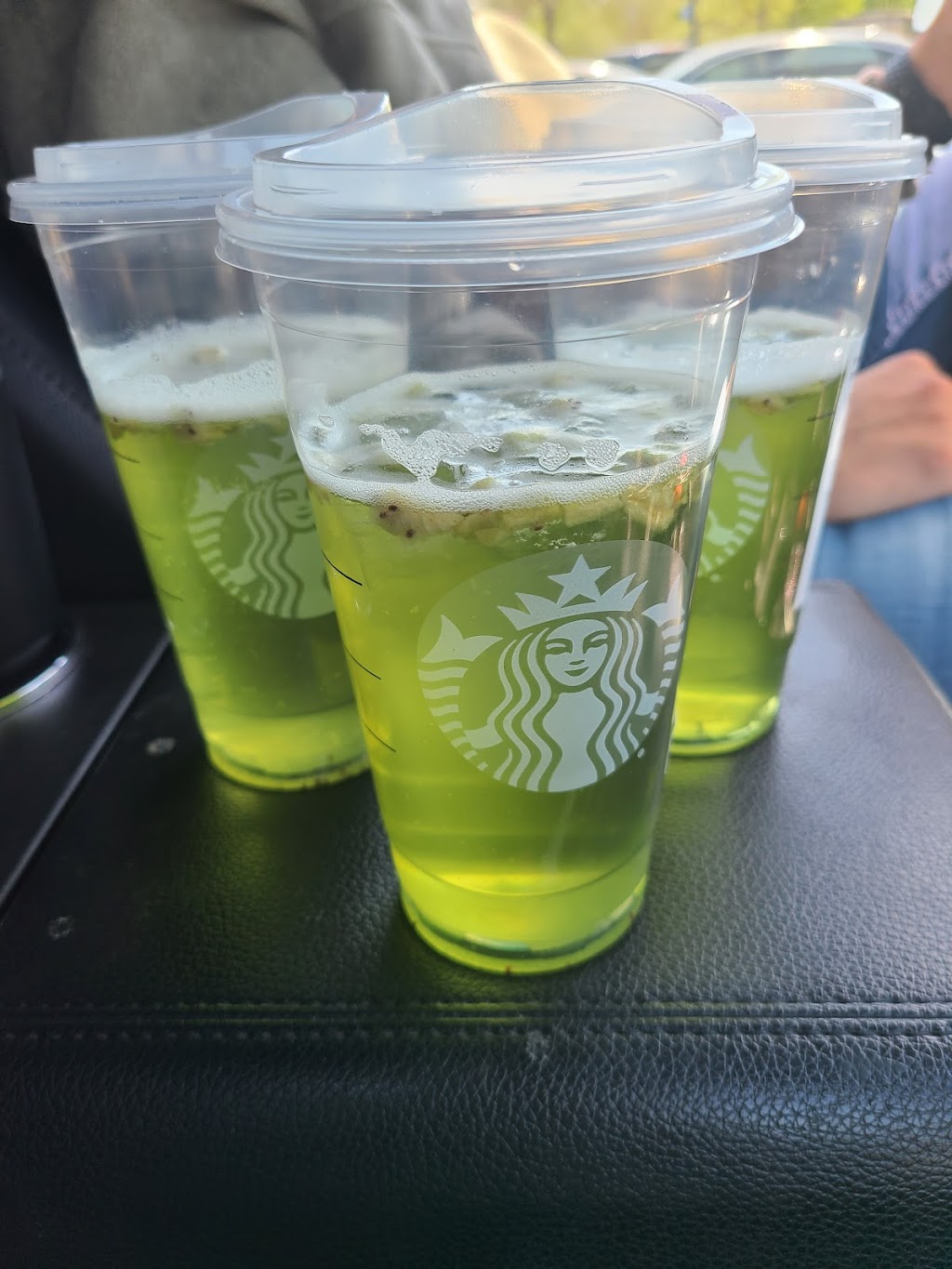 Starbucks | cafe | 9850 Sullivan Rd, Baton Rouge, LA 70818, USA | 2254881021 OR +1 225-488-1021