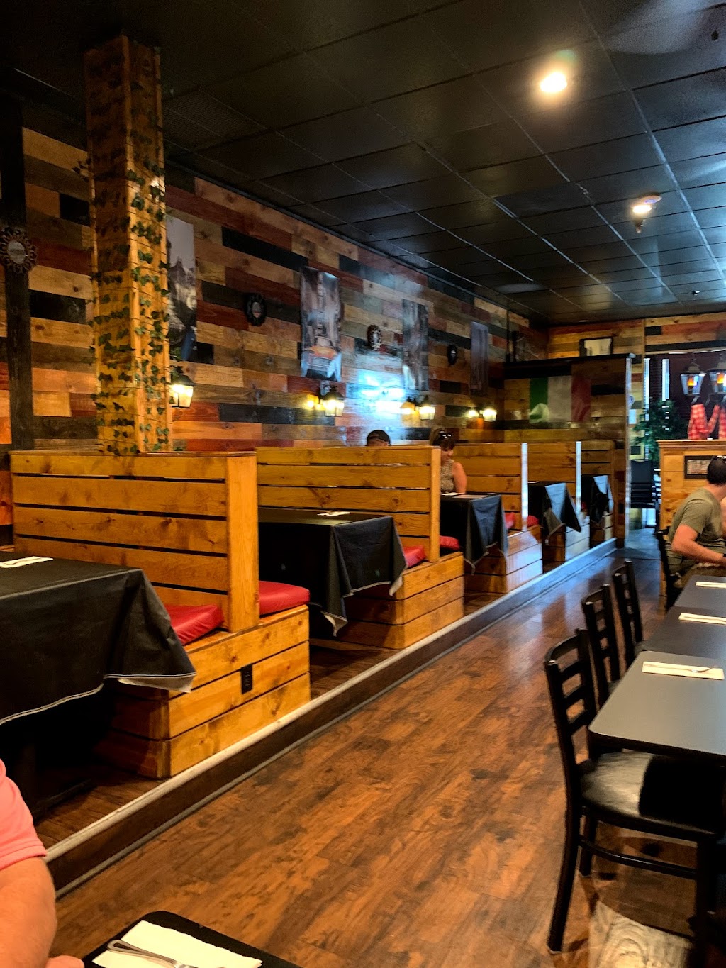 Meoni’s Italian Kitchen | restaurant | 2350 Miracle Mile Suite 400, Bullhead City, AZ 86442, USA | 9287588050 OR +1 928-758-8050