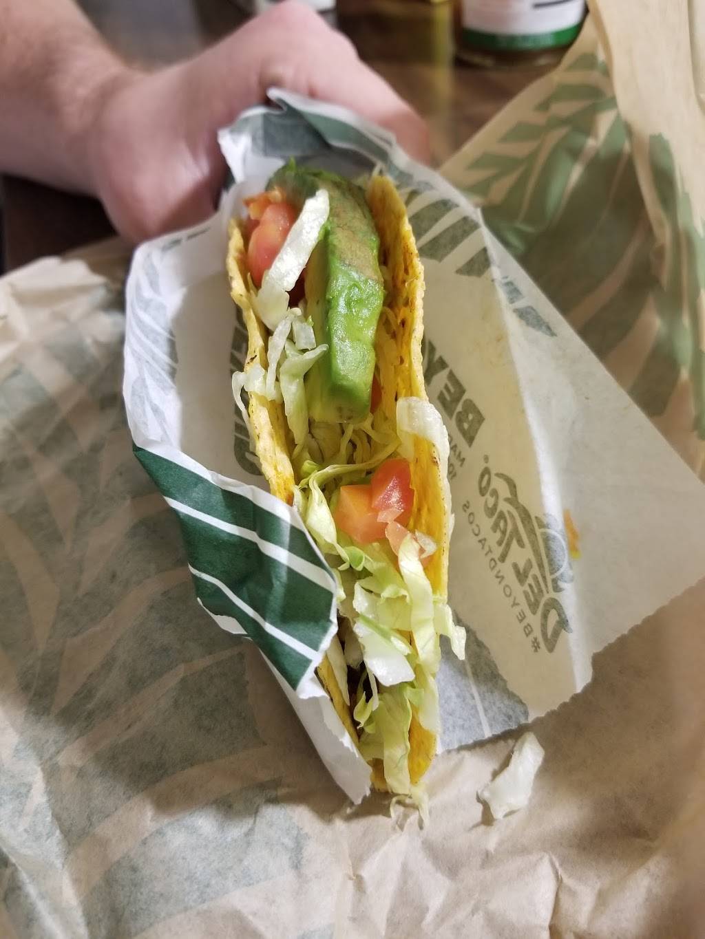 Del Taco | meal takeaway | 8724 NE Hwy 99, Vancouver, WA 98665, USA | 3605460707 OR +1 360-546-0707