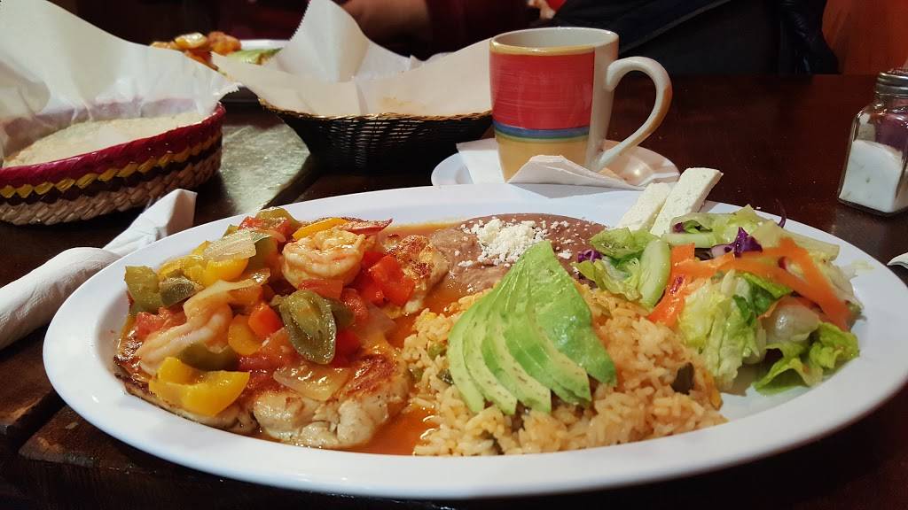 Tamalex Restaurant | restaurant | 1163 S 7th St, Philadelphia, PA 19147, USA | 2154651665 OR +1 215-465-1665